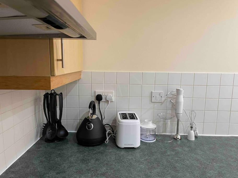 Superb Balconied 2bedroom Flat In Heart Of Centre *